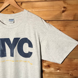 90s NYC New York City Spellout Souvenir t shirt
