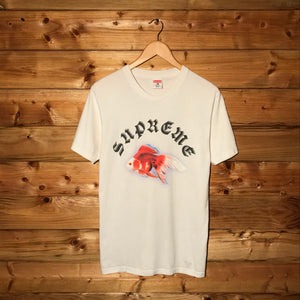 Supreme x Sasquatchfabrix Goldfish Arc Spellout t shirt