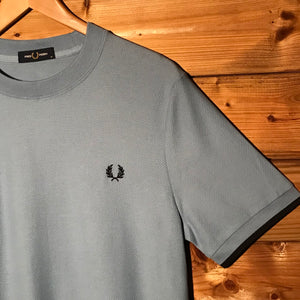 Fred Perry Essentials Waffle Knit t shirt