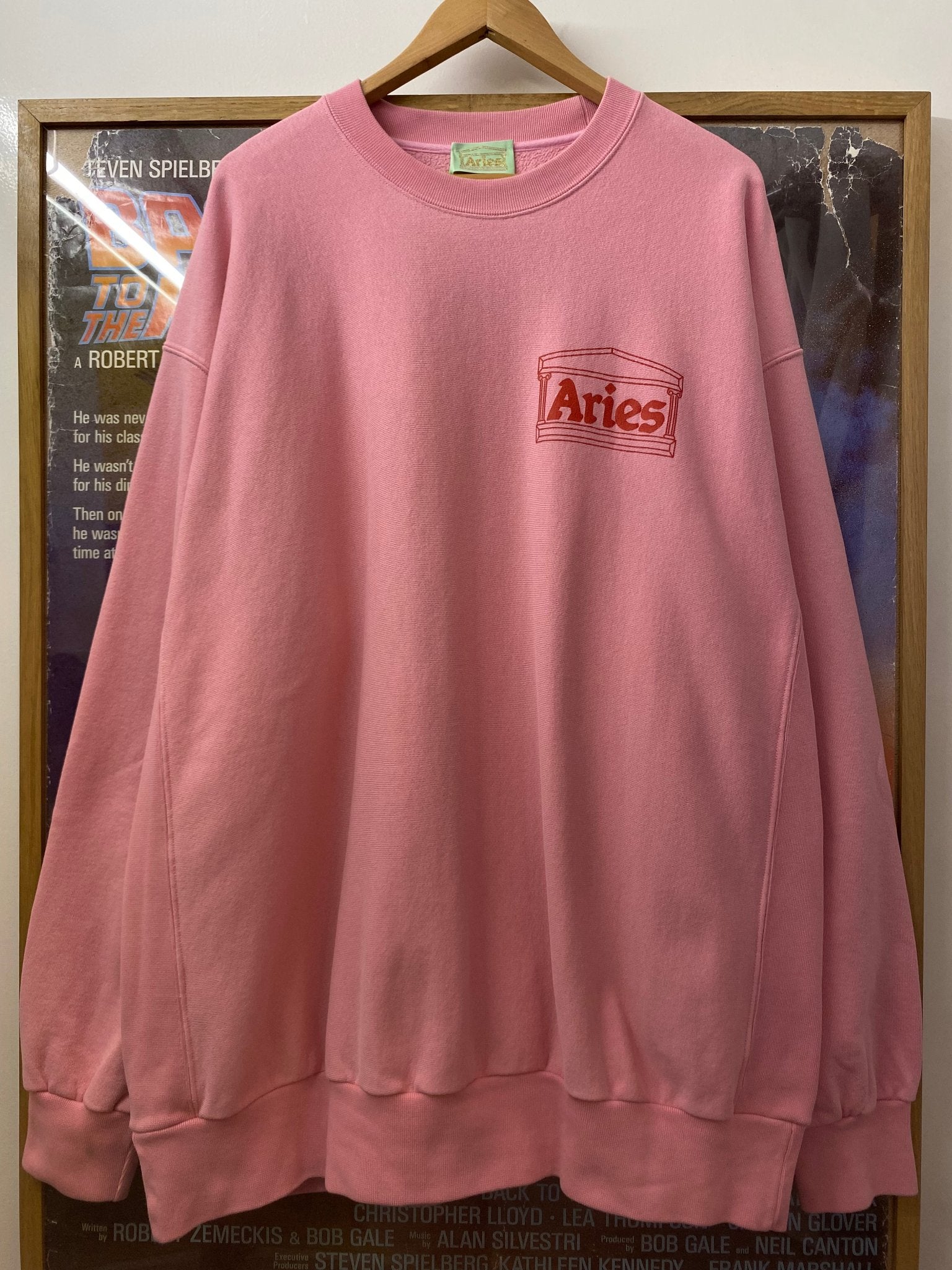 Aries pink hoodie, photo 1 of 7
