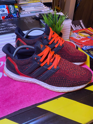 Adidas red shoes, photo 3 of 10