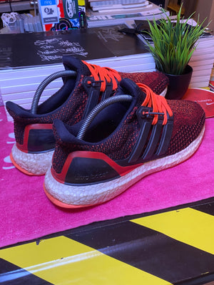 Adidas red shoes, photo 4 of 10