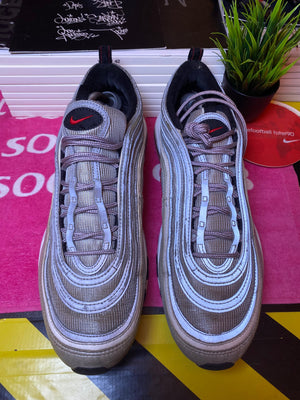 Nike grey shoes, photo 2 of 10
