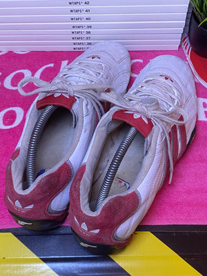 Adidas white shoes, photo 7 of 7