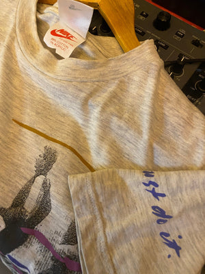 Nike grey t-shirt, photo 5 of 5