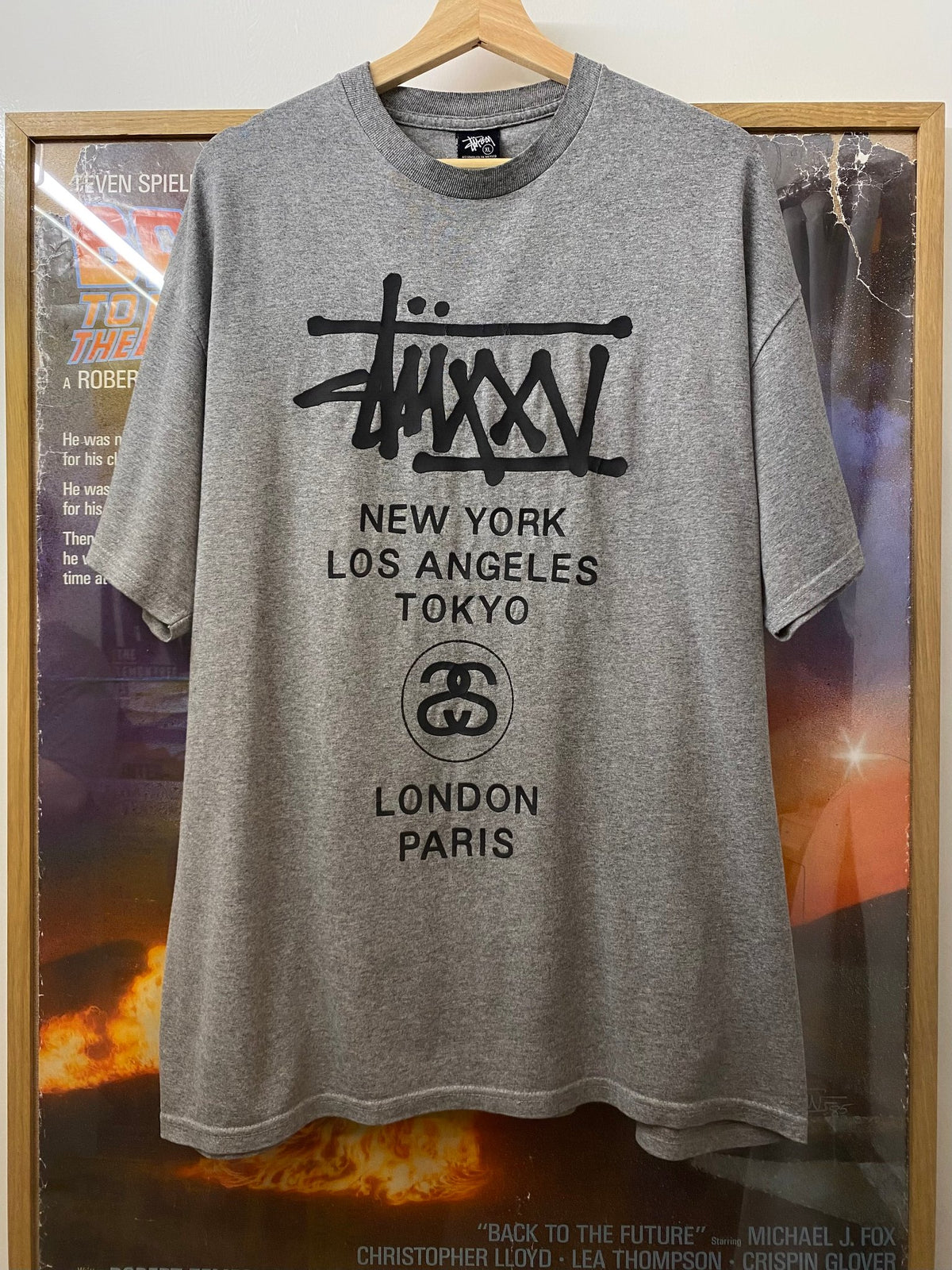 Stussy grey t-shirt, photo 1 of 7