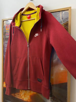 Nike red hoodie, photo 4 of 6