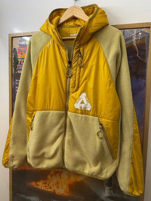 Palace yellow jacket, photo 5 of 8