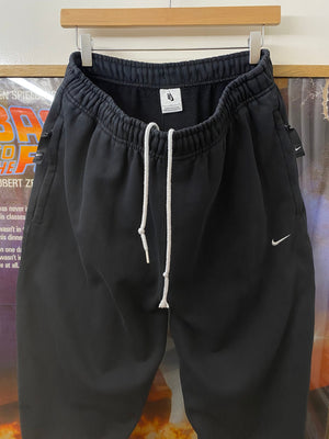 Nike black trousers, photo 6 of 7