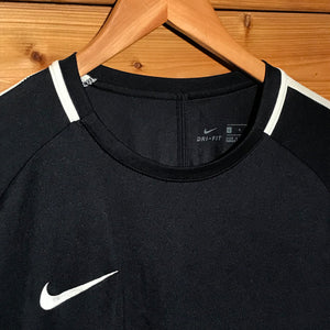 Nike Drifit Essentials t shirt