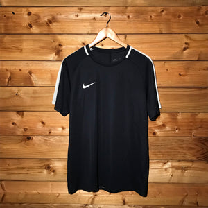 Nike Drifit Essentials t shirt