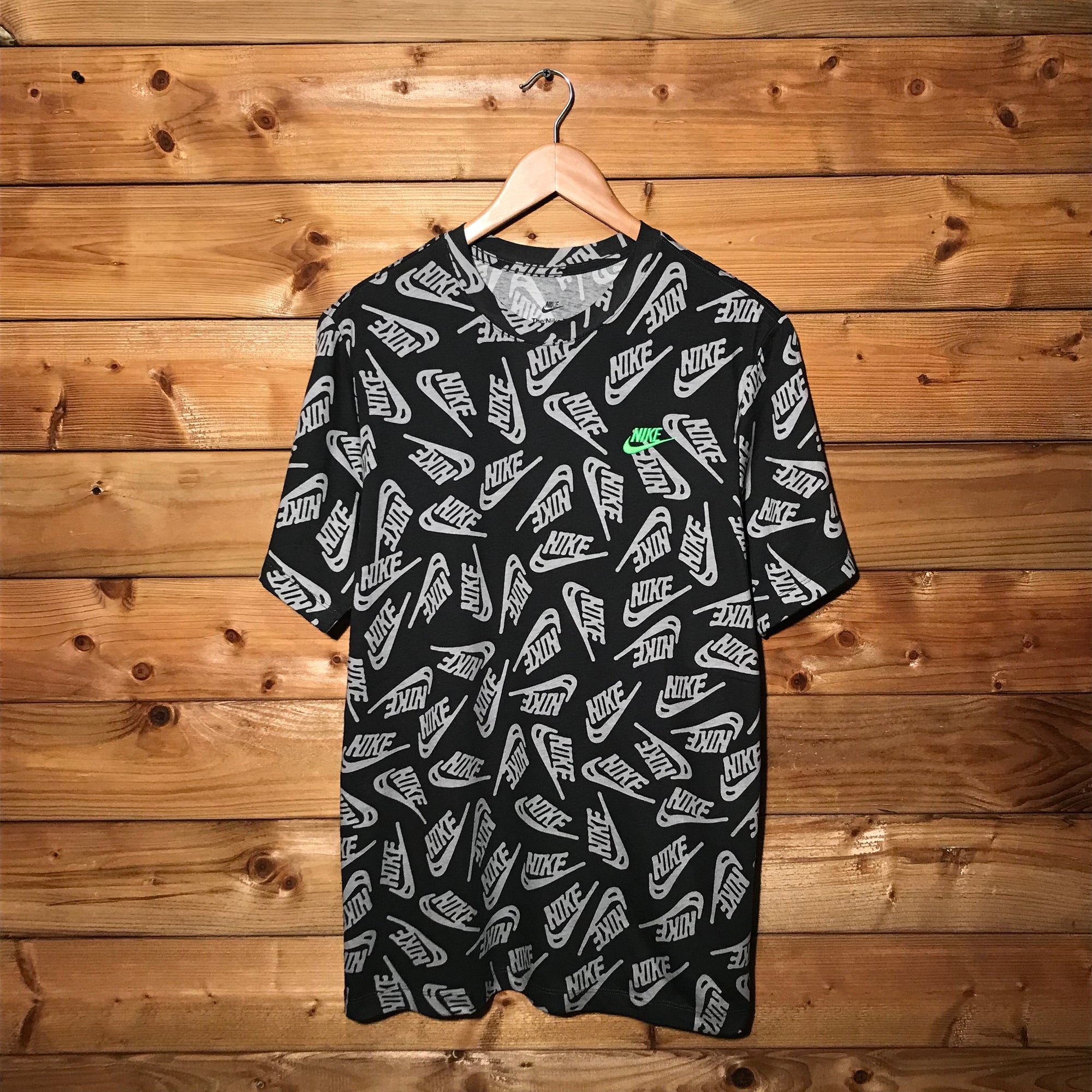 Nike Futura Repeat Swoosh t shirt
