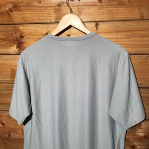 Nike essentials t shirt